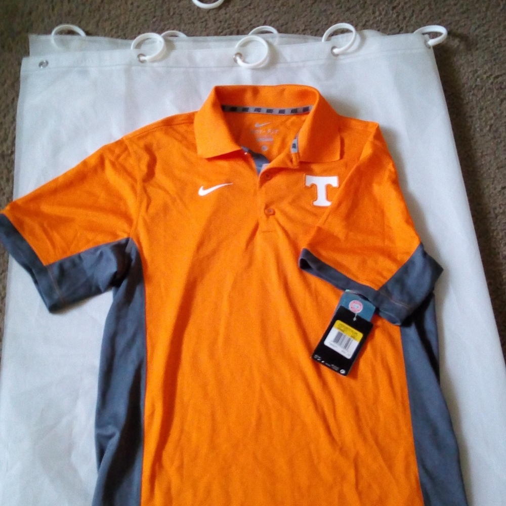 Nike Dri Fit small size